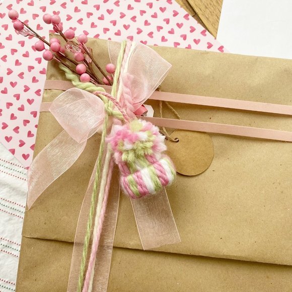 Valentine's Day Handmade Winter Mini Knit Hat Charm Gift Wrap Hanging Charm Gift - Picture 3 of 4